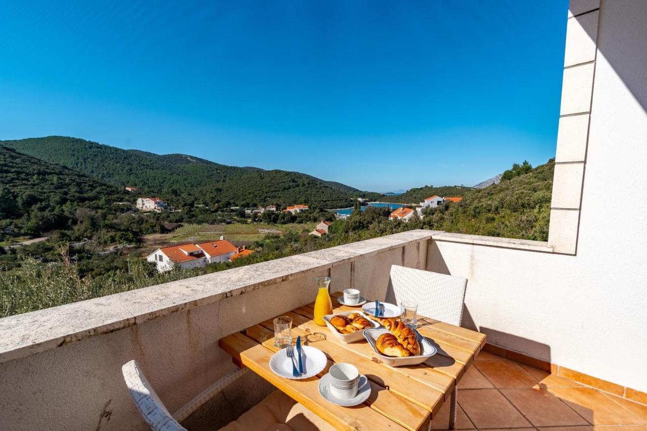 Apartment Castello Zrnovo